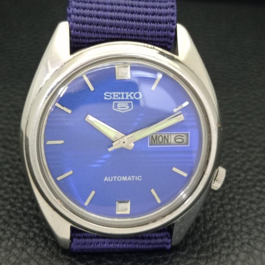 Seiko 5 AUTOMATIC 7019A JAPAN MENS VINTAGE BLUE COLOR DIAL WATCH A701632-5 R206c-a701632