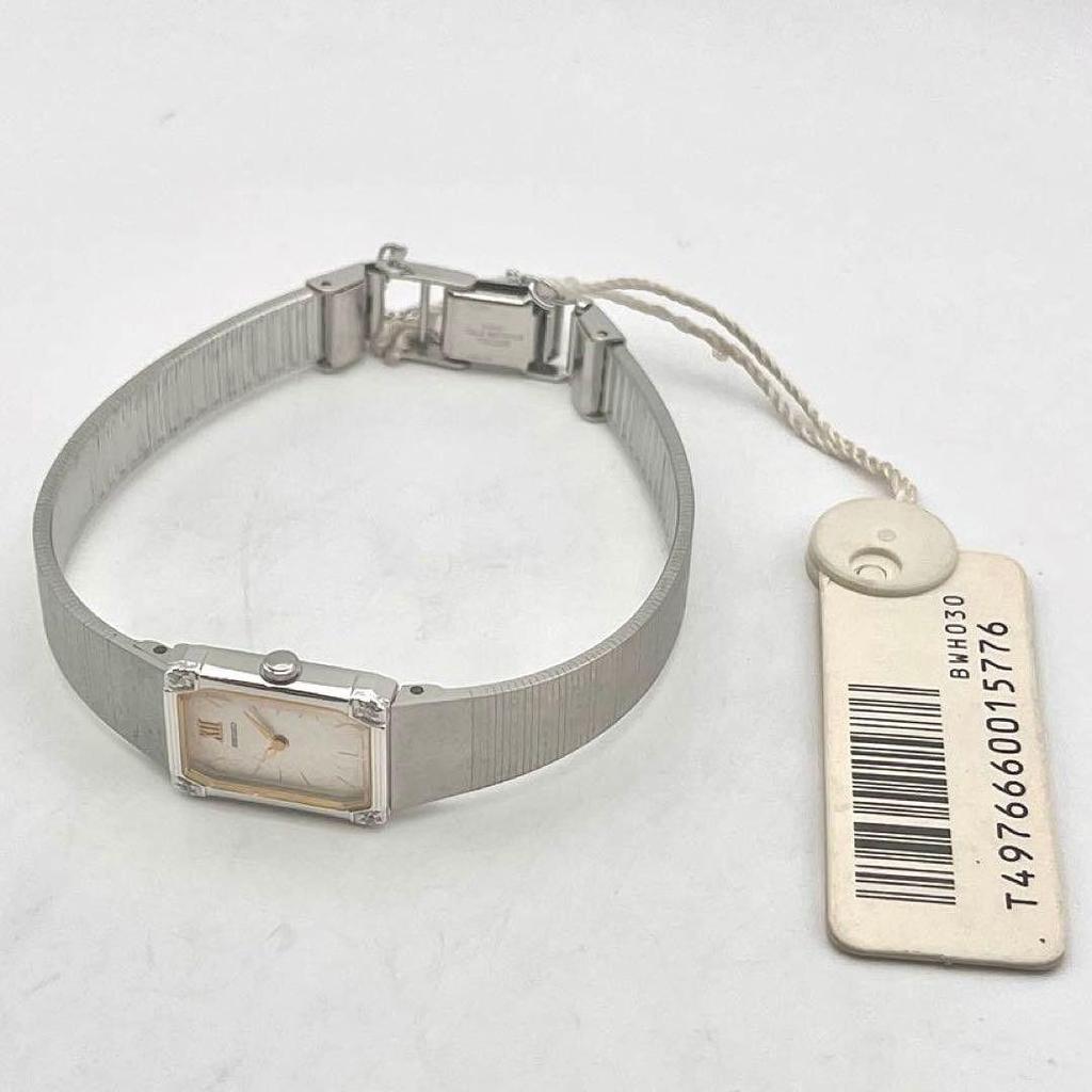 Used SEIKO Ladies' Watch with Tag, New Battery, Vintage 2E20-5520, Manufactured in November 1985