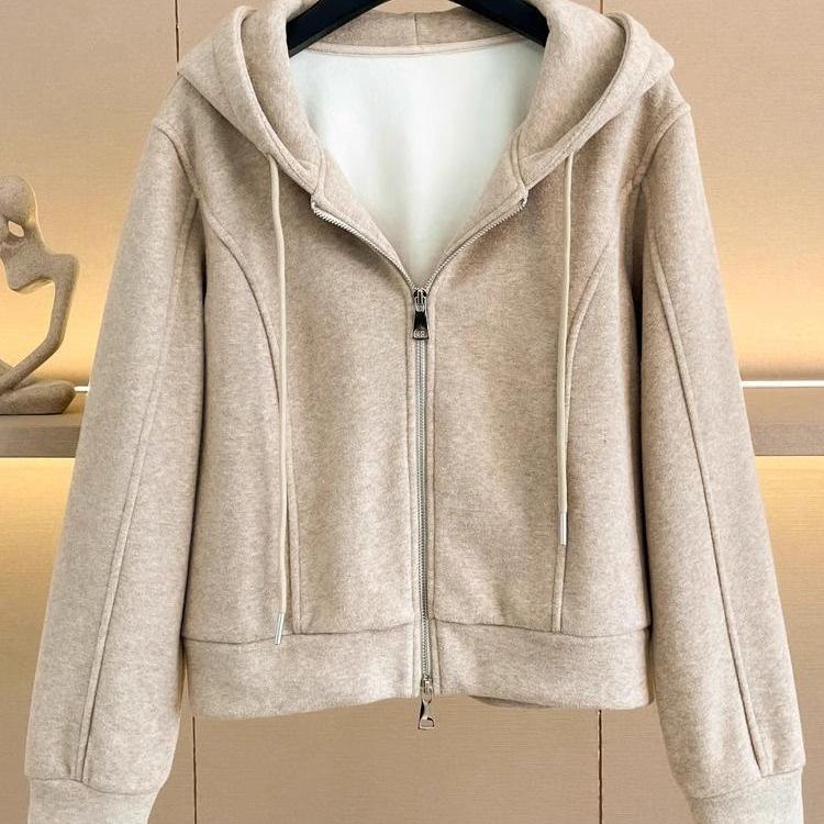 Dámská fleecem podšitá ležérní sportovní souprava - Mikina s kapucí a kalhoty se širokými nohavicemi, Kolekce podzim/zima 2025.