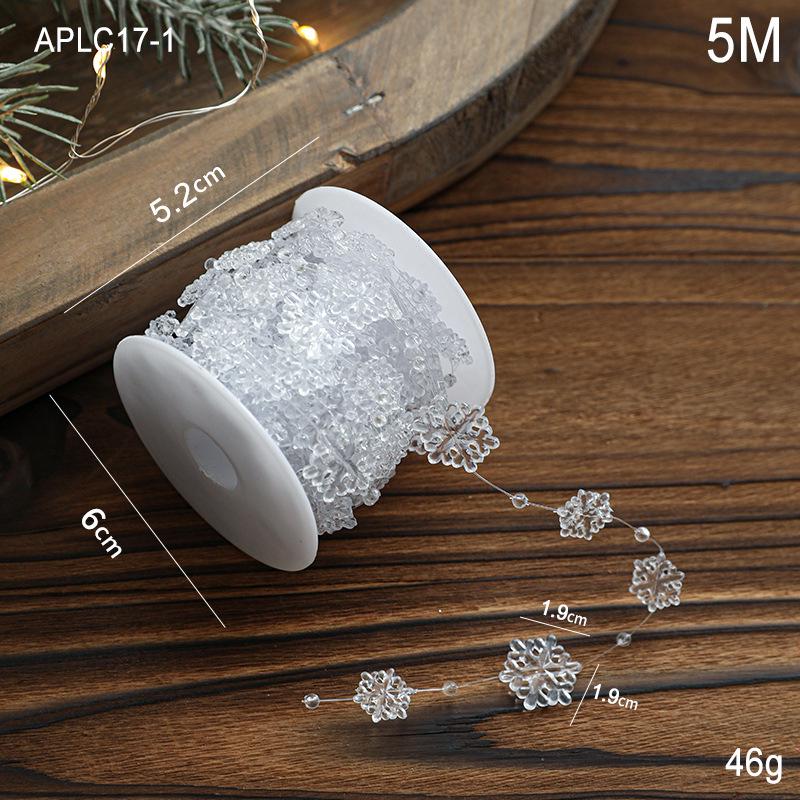 

Прозрачная пластиковая цепочка для елочных украшений с бусинами