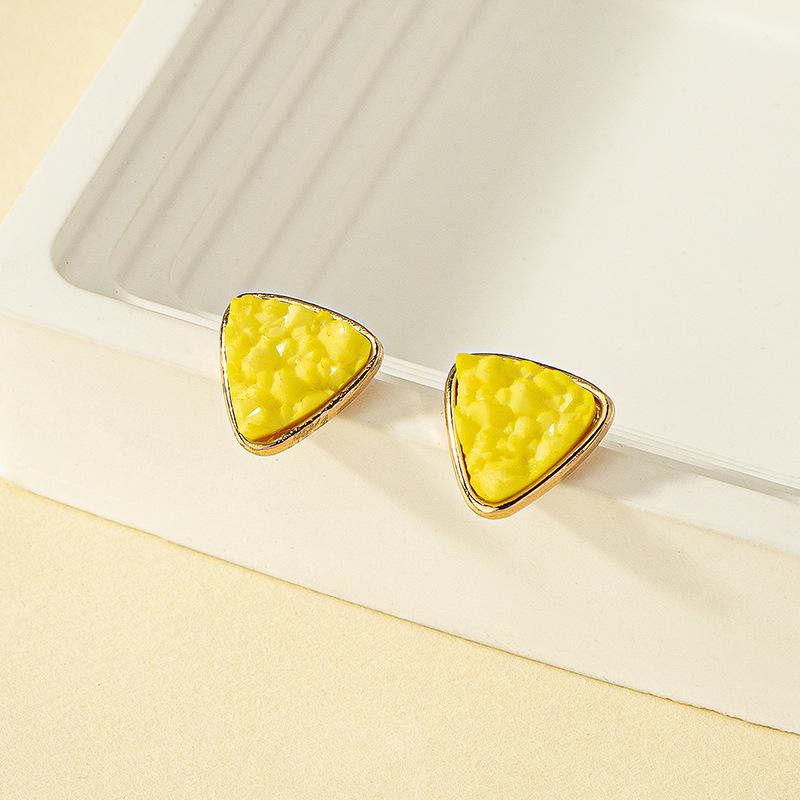 

Корейские ретро геометрические серьги-треугольники: Женские модные шипы в уличном стиле