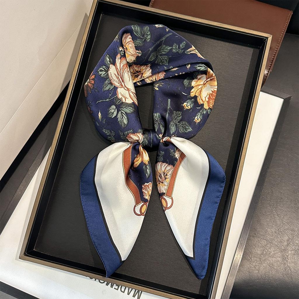 New Square Silk Neck Scarf Women Fashion Floral Print Decorate Neck Tie Kerchief Lady Head Scarves Hijab Female Neckerchief
