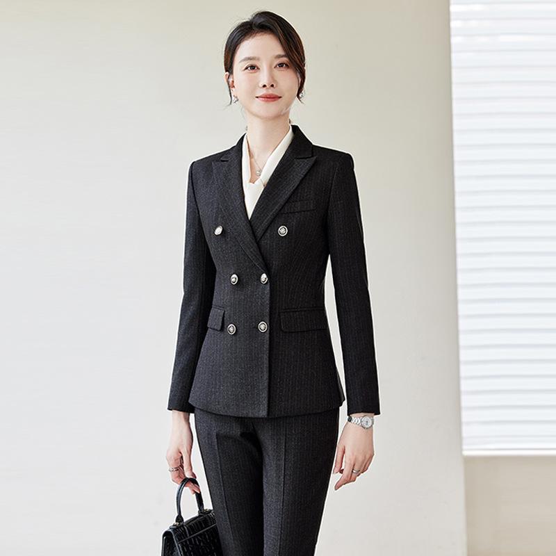 Elegant Women's Slim Fit Black Suit Set for Business and Commute - 2024 Spring/Autumn Collection