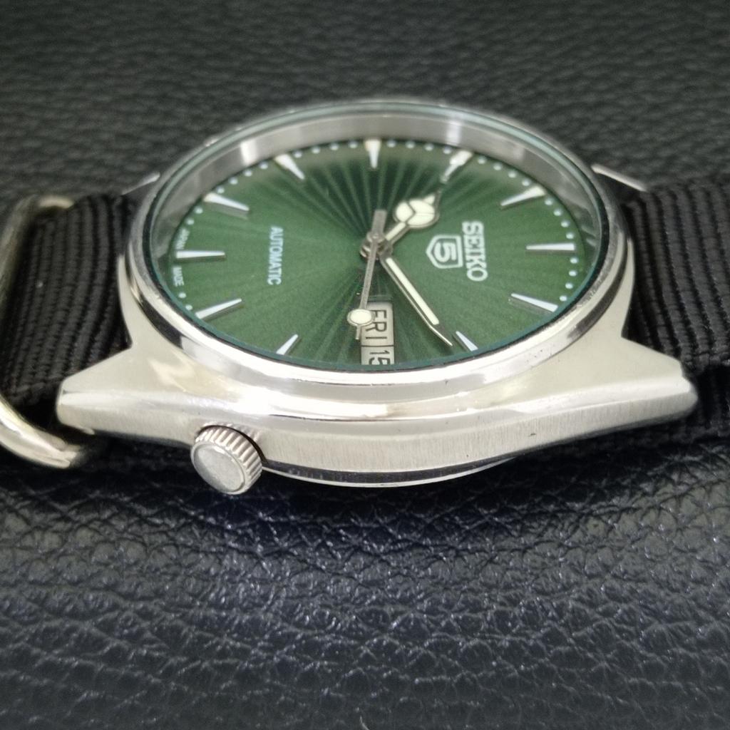 Seiko 5 AUTOMATIC VINTAGE 6309A JAPAN MENS GREEN COLOR DIAL WATCH A701245-5 R206a-a701245