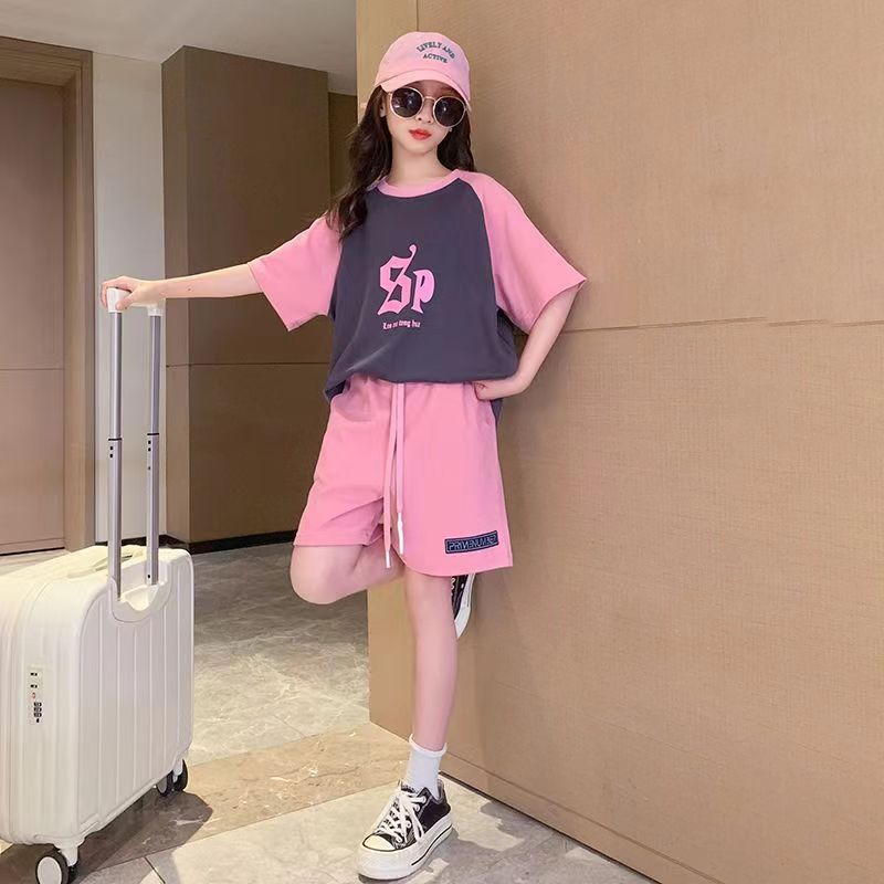

Korean Sporty Chic Set for Big Girls Breathable Short Sleeve Top & Track Shorts - Athletic Casual Wear 120 серый