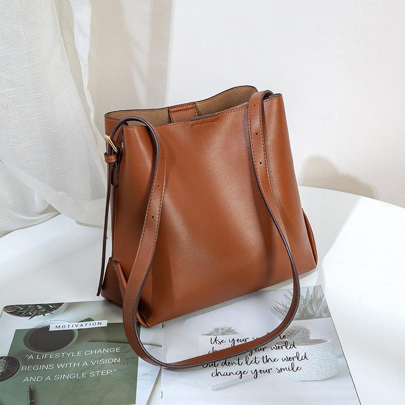 Damska torba na jedno ramię, duża pojemność, jednokolorowe torby dojazdowe, dopasowane torby na ramię ze skóry PU, nowe