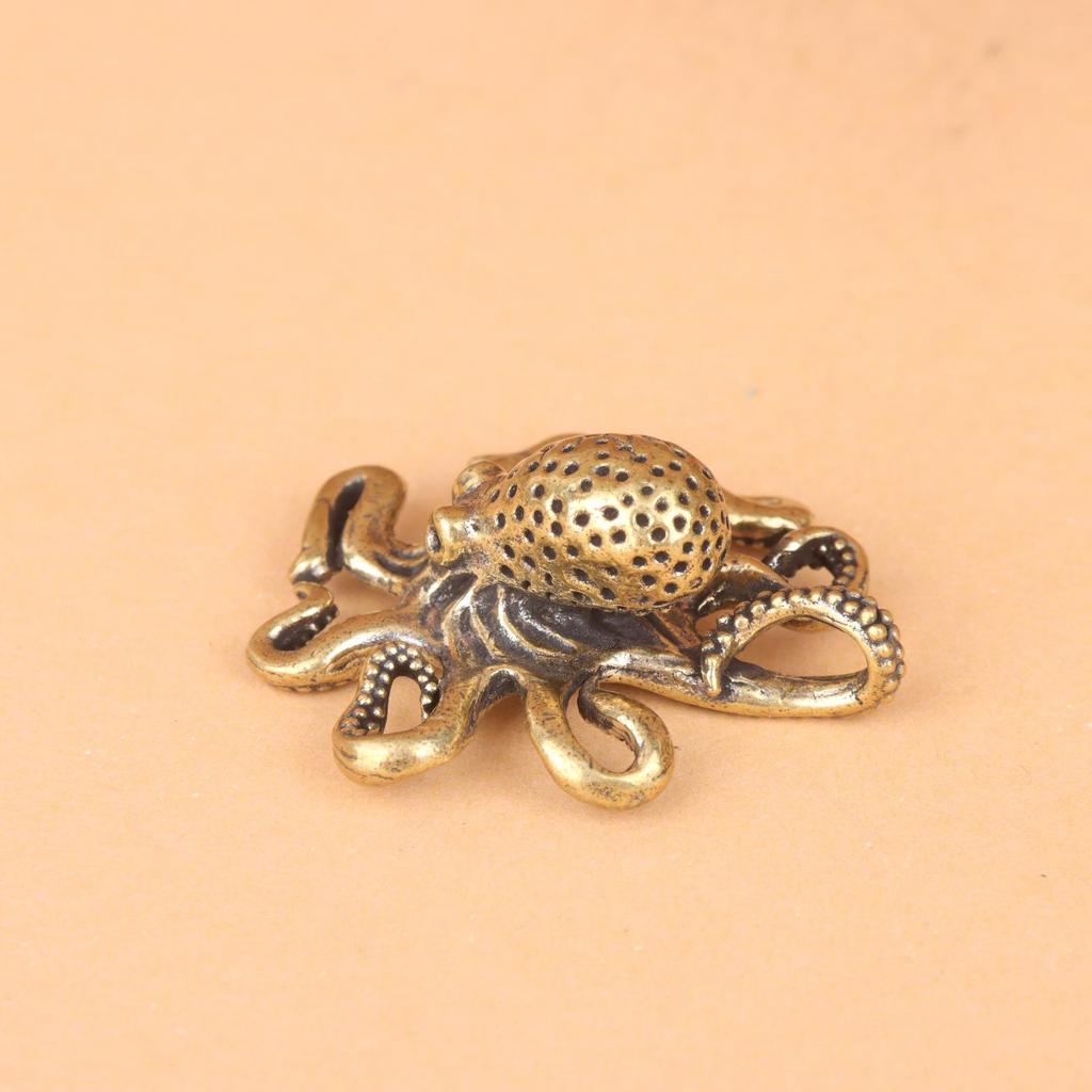 Handmade Solid Brass Octopus Tea Pet - Creative Copper Tea Ceremony Decor and Spare Parts for Wealth and Harmony.