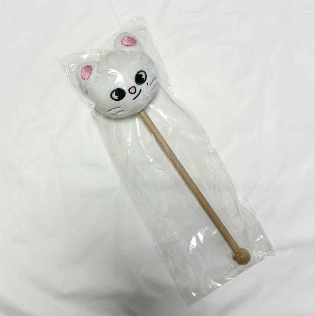 

[USED] Stray Kids Hyunjin Jiniret shoulder massager