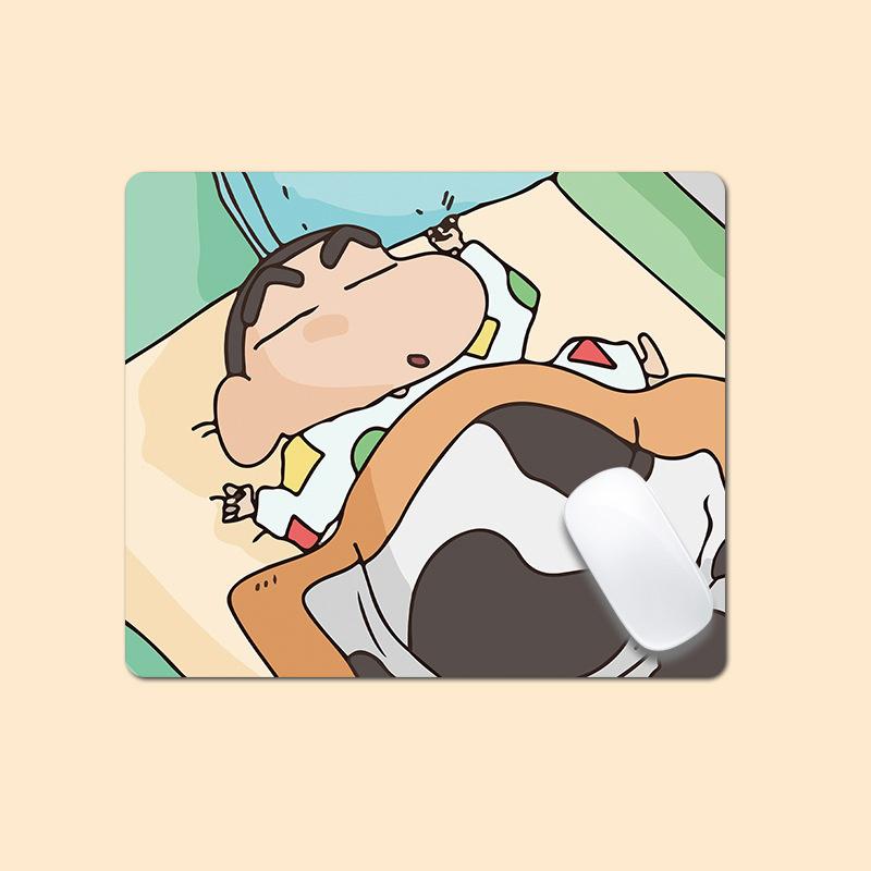 Crayon Shin-Chan Oyun Mouse Pad'i Anime Sevimli Masaüstü Fare Altlığı Bilgisayarlar Ofisler Oyuncular İçin Fare Altlıkları Kaymaz Kolay Temizlenir