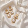 Vintage 2Pcs Gold Baroque Pearl Jewelry Set Irregular Textured Metal Drop Earrings & Pendant Necklace Set For Women Daily