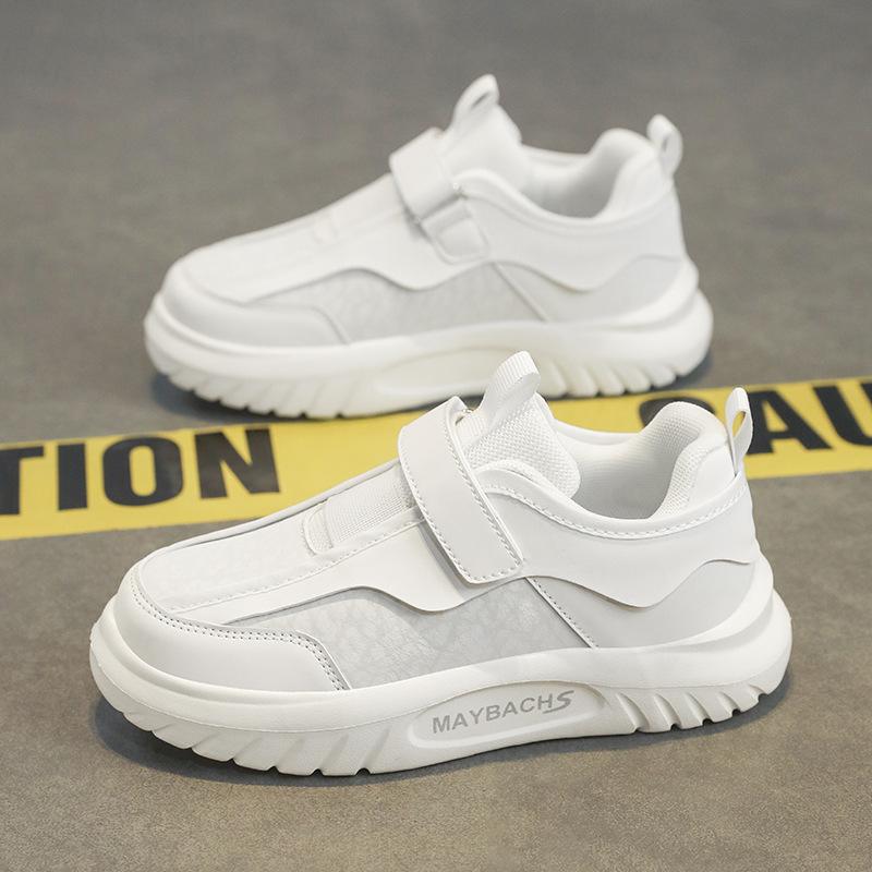

Boys little white shoes spring 2025 new children s casual sports shoes medium and older boys lightweight non-slip board shoes 38