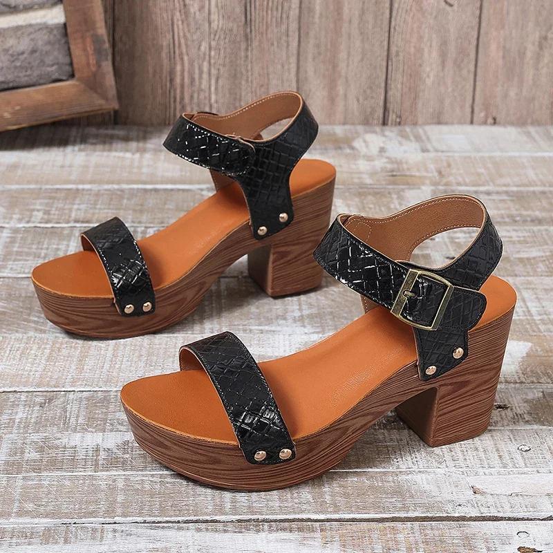 Mode Mode Damen Sandalen Hochhackige Sandalen Damen Sommer Knöchelschnalle Plateau Sandalen Frau Outdoor Dicke Ferse Sandalias Mujer