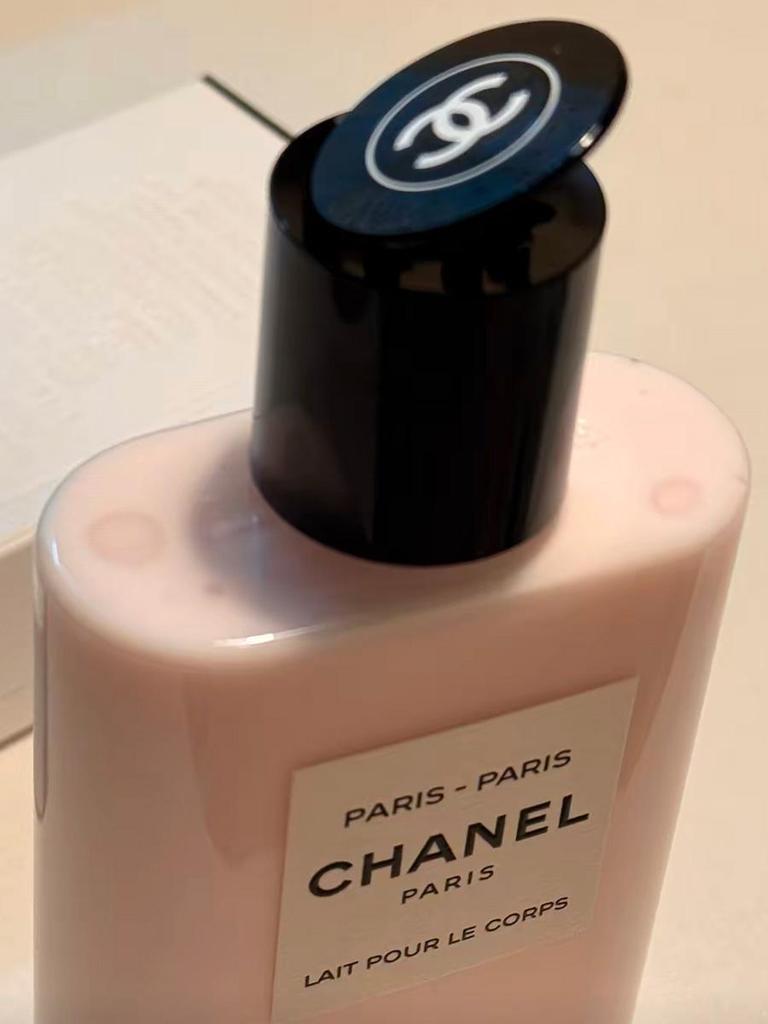 Chanel Paris‑Paris Lait Pour Le Corps Perfumed Body Lotion, Long‑Lasting Floral Fragrance Moisturizing Body Milk For Women, 200ml
