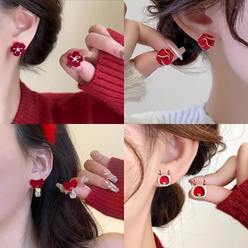 Fashion Temperament Sweet Flower Stud Earrings Women's Red Bow Flower Earrings Versatile Exquisite Daily Atmosphere Earrings