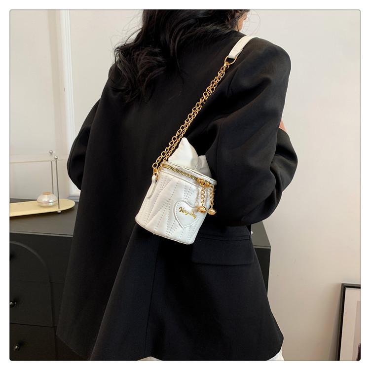 Cute Bowknot Quilted Bucket Bag 2026 New Fashion Chain Strap Crossbody Purse Korean Style Handbag for Women CLE