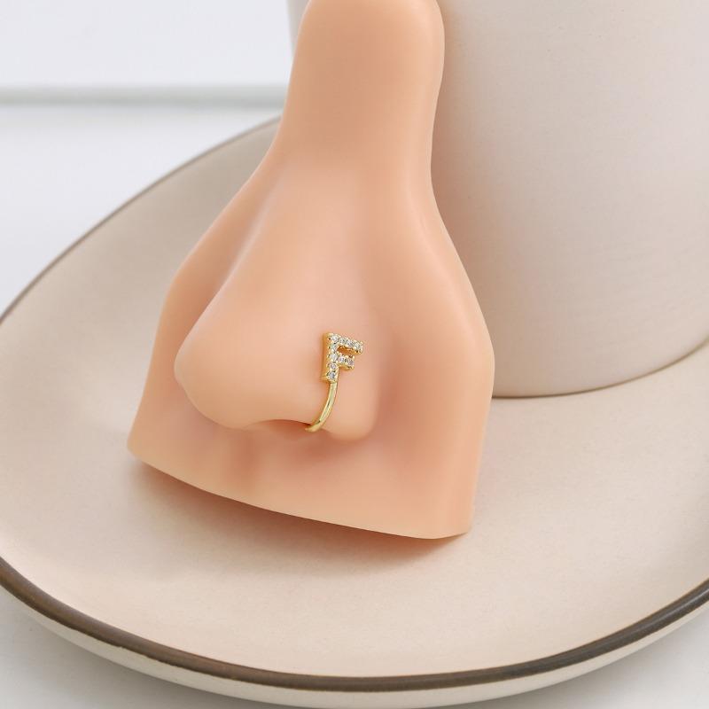 A 26-letter U-shaped Diamond-encruted Nose Stud Without A Pungent Clip