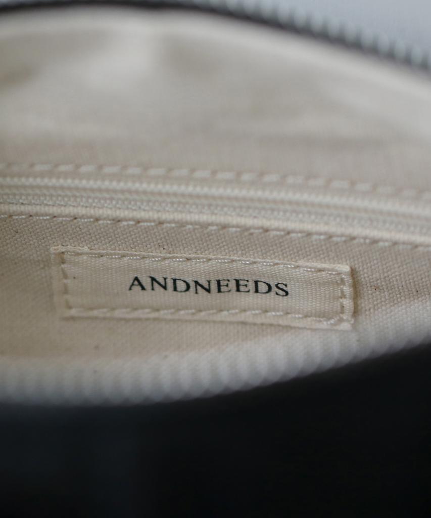 Andneeds Suede Shoulder Bag (Black)