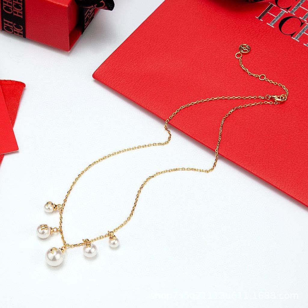 CHHC Temperament Zircon Clavicle Chain Pendant - Light Luxury Casual Necklace