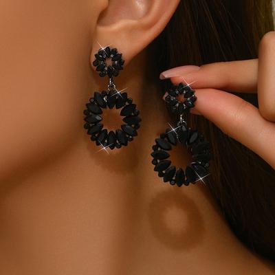 New Irregular Crystal Women's Earrings Fashion Temperament Banquet Accessories Daily Wear Stud Earrings
