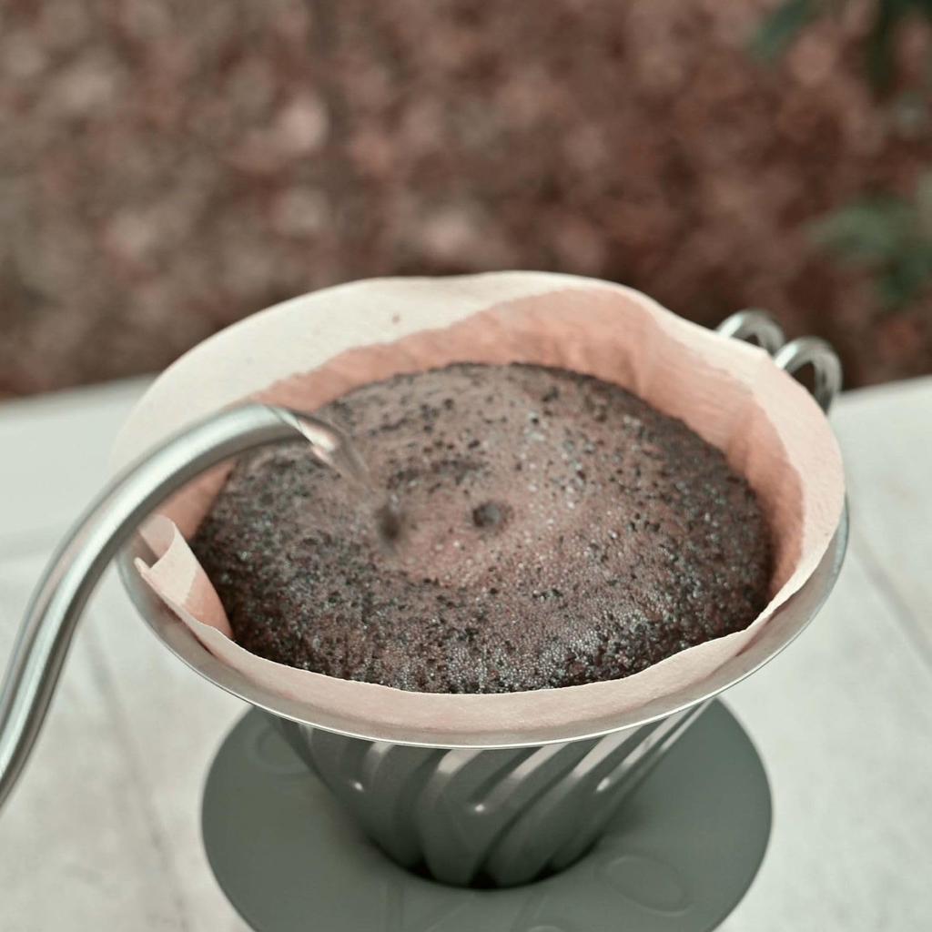 HARIO V60 Metal cup Made in Dripper, 1-4 capacity, Silver, Japan, O-VDM-02-HSV