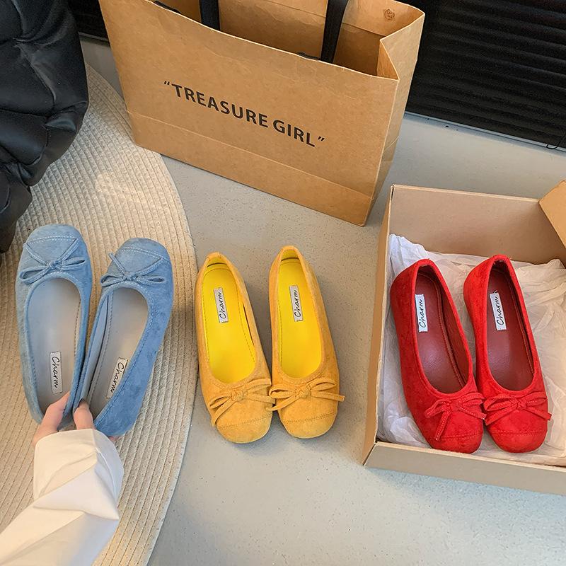 Gentle ballet ladyshoes flat shoes French retro soft sole silver new Chinese red single shoes spring small fragrant wind women's shoes