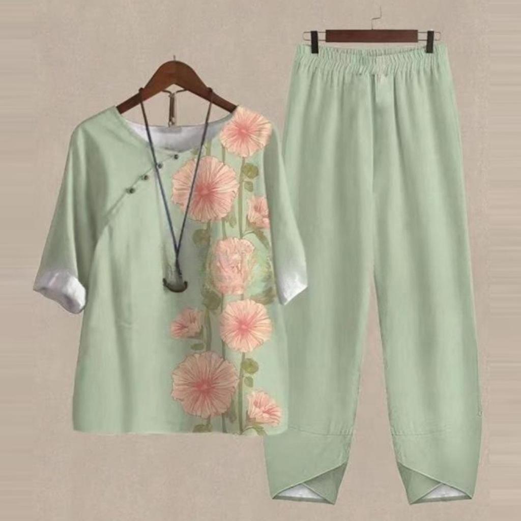Women's Loose Fit Floral Printed Two Piece Outfit Half Sleeve T-Shirt Elastic Waist Pantsuit
