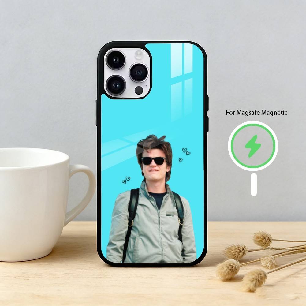 Actor S-Steve Harrington-N Phone Case For iPhone 17/16/15/14/13/12/Plus/Pro/Max for Magnetic Wireless Charging