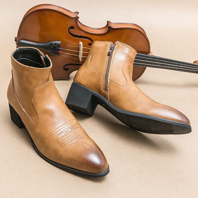 

Мужские челси на высоком каблуке с острым носком, увеличивающие рост - Трендовые кожаные ботильоны на высоком каблуке с боковой молнией 44