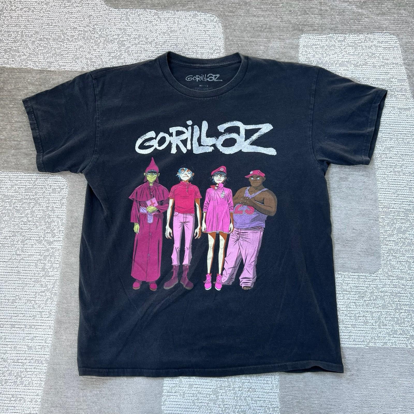 Gorillaz Cracker Island Standing Group Black T-Shirt Men’s M/L Band Music Unisex T-Shirt S