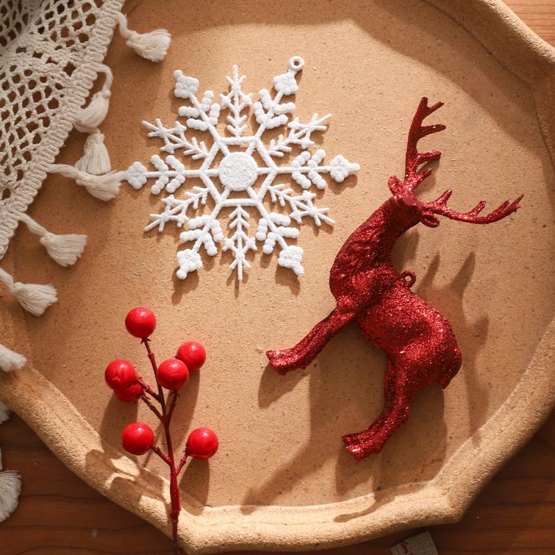 Weiße glitzernde Schneeflocken Weihnachtsdekoration Weihnachtsbaumhänger Elch-Ornamente Neujahrsgeschenke 2025 Party Heim Zimmer Statue Dekor