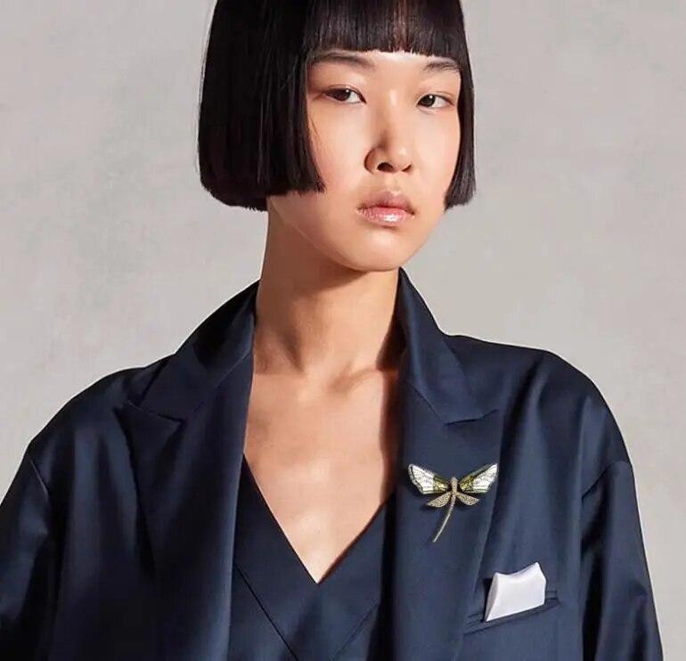 Rhinestone Dragonfly Brooches For Women Elegant Temperament Animal Brooch Pins Charm Jewelry Wedding Gifts