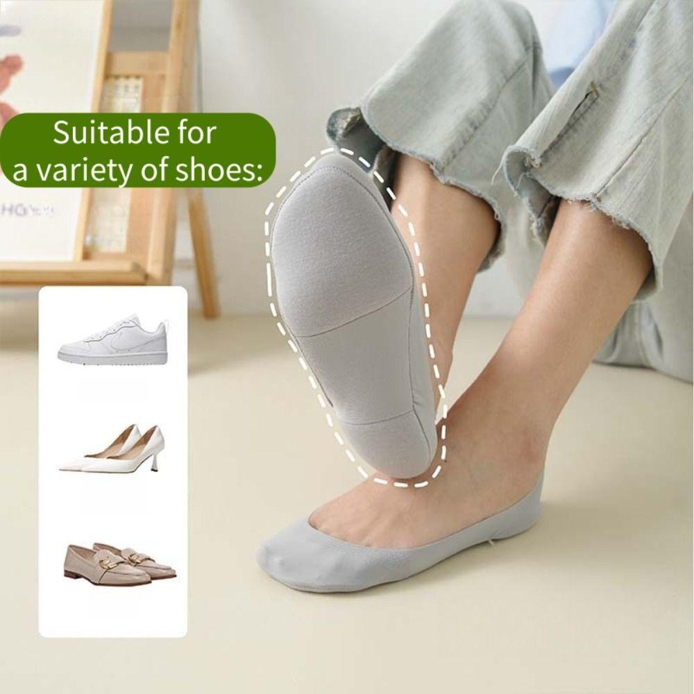 

3Pairs Ice Silk Invisible Socks Women Solid Color Ankle Socks Simple Sponge Soles Boat Socks Women 3Pairs Black