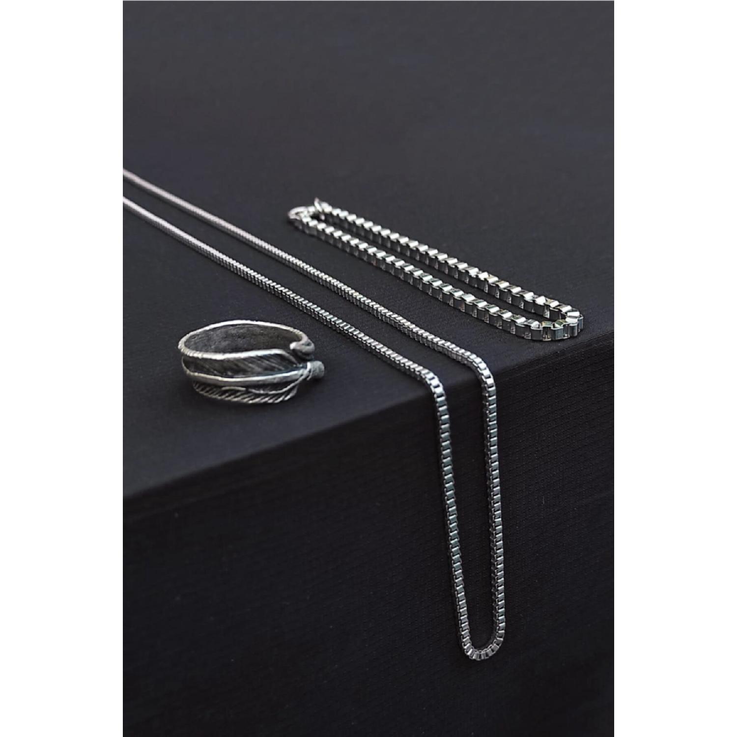 

Leaf Feather Figured Adjustable Silver Ring, Cube Bracelet And Necklace Set