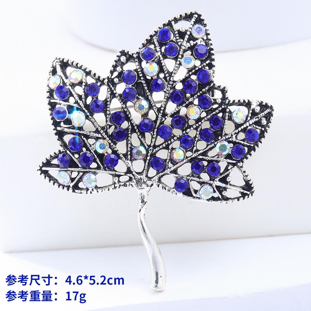 Vintage Fashion Brooch Niche High-End Sense Rhinestone Personalized Alloy Crown Corsage Bow Pin Accessories