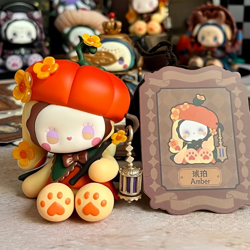 Secret Forest Perfume Discovery Series Blind Box Anime Figure Desktop Decoration Christmas LUCKY EMMA mysterious gifts model Random Mystery Trendy