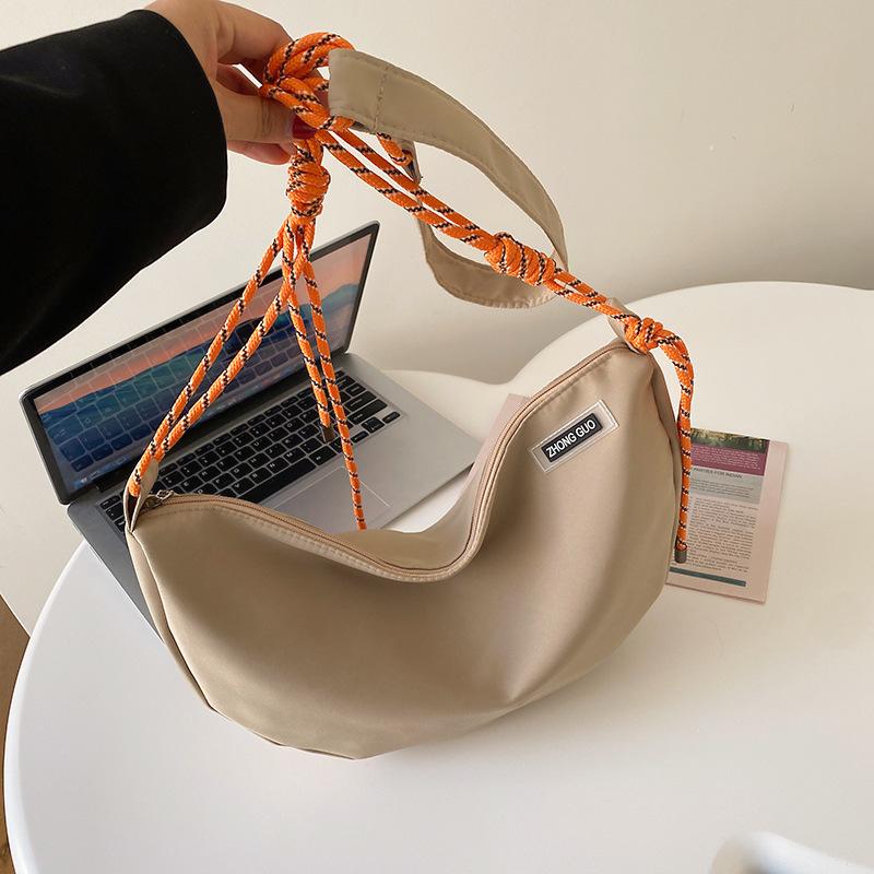 Casual Versatile Nylon Cloth Small Bag 2025 New Simple Large-capacity Messenger Bag Fashionable One-shoulder Dumpling Bag Women