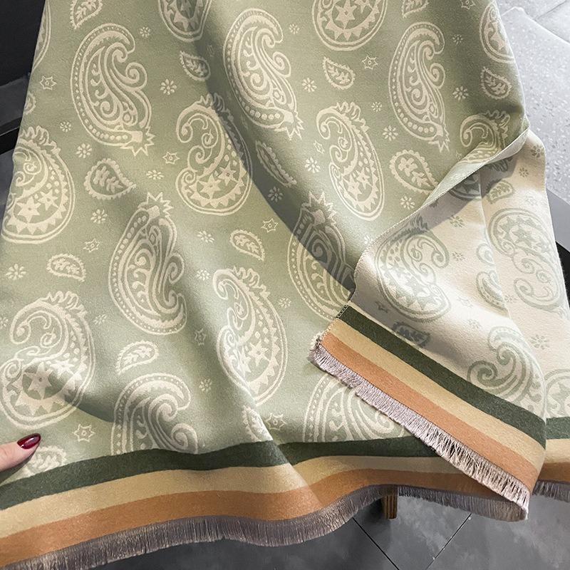 Winter new high-end green cashew imitation cashmere scarf shawl dual-purpose double-sided warm student scarf