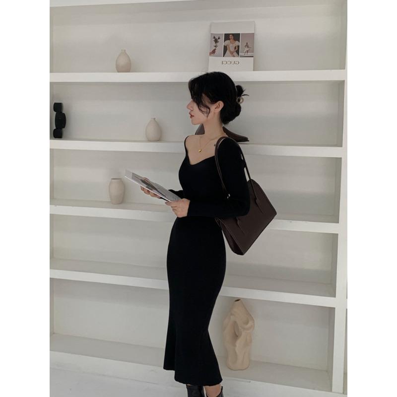 New square collar retro coffee break romantic long sleeve gentle dress autumn and winter niche design sense slim