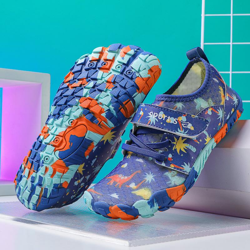 Childrens River Tracing Shoes Fashion Barefoot Anti Puncture Swimming Beach Crawling Water Shoes Kids Quick Drying Surfing Boots