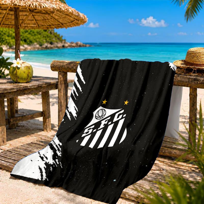 Powerful Football Crest Design Printed Microfiber Beach Towel, Soft And Absorbent, Quick-Dry, Ideal for Summer Travel, Beach Essential, Swimming Pool