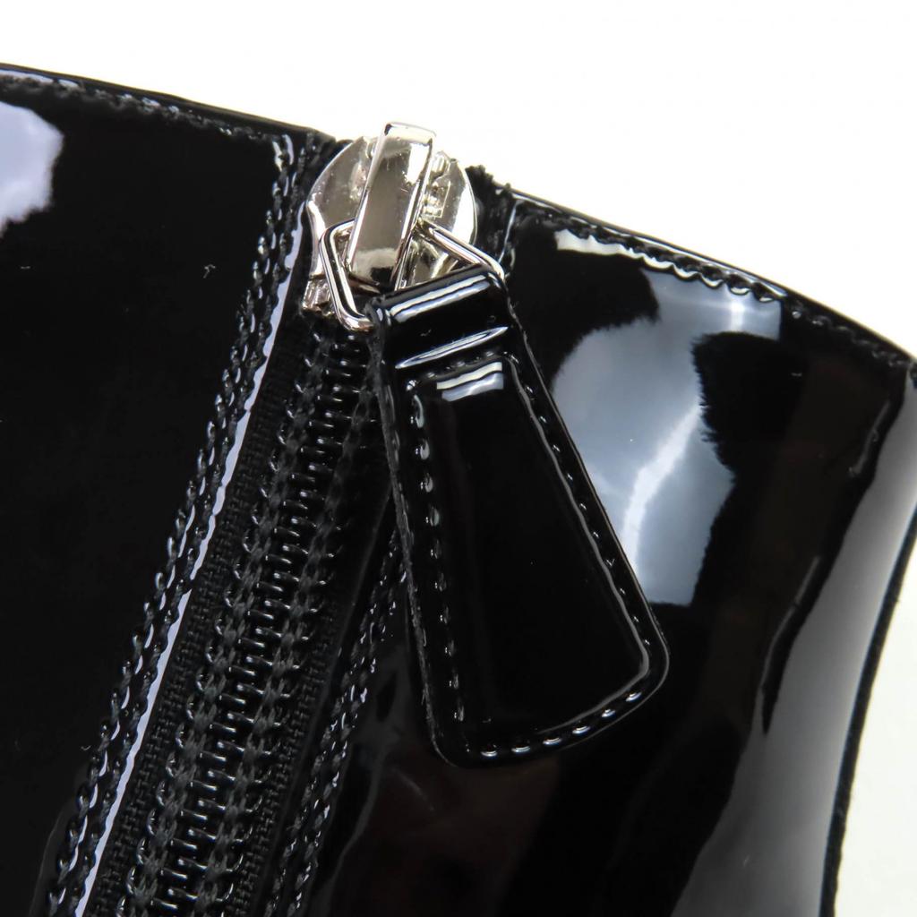 CHANEL Ankle boots Black White Patent leather Women 35 G35430 Used