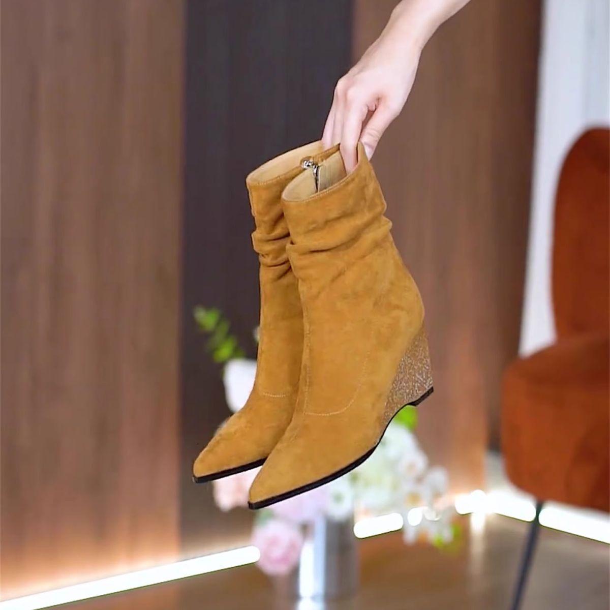 

Retro slope heel rhinestone side zipper pleated stacking boots autumn new pointed suede short tube thin boots short boots 39