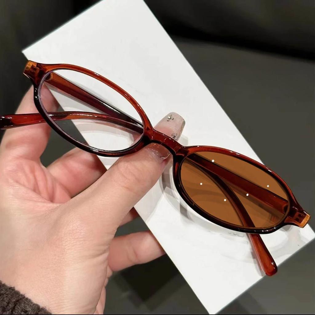 Small Oval Frame Pochromic Glasses Trendy Ultralight Color Changing Myopia Eyeglasses Men Women Retro Anti Blue Light Glasses