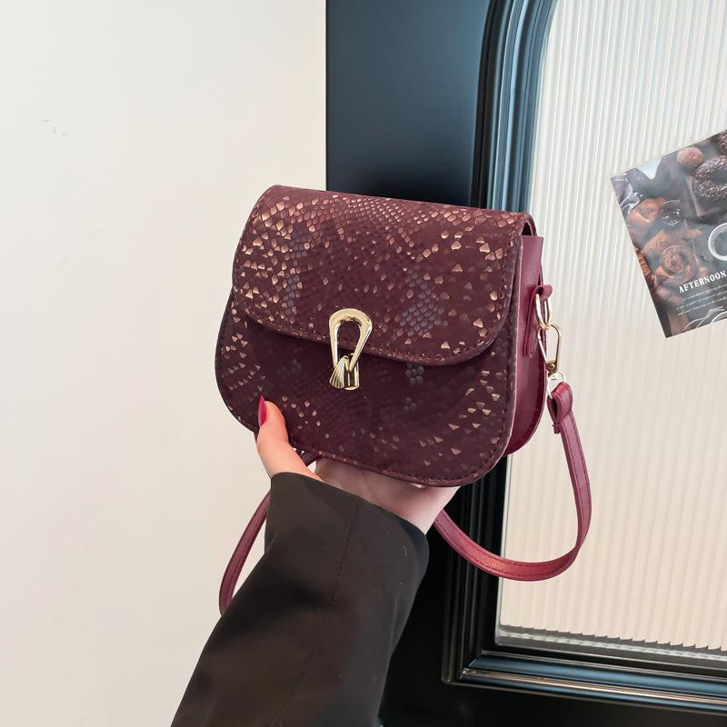 Damenhandtasche im ausländischen Stil mit Webmuster, Frühjahr 2025, schlichte kleine quadratische Tasche, modische einfarbige Retro-Umhängetasche mit Verschluss, Schultergurt