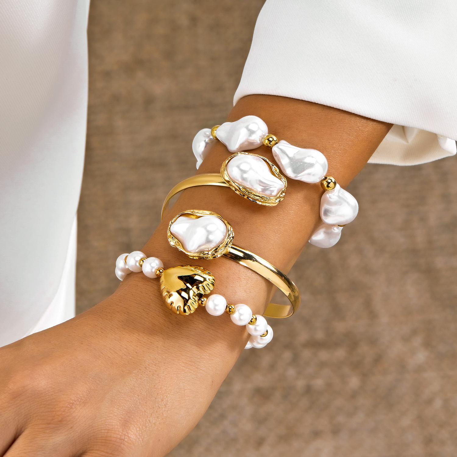 Handmade Imitation Pearl Beaded Bracelet Set for Women Exaggerated Acrylic Multilayer Stretch Bracelet Party Jewelry Accessories