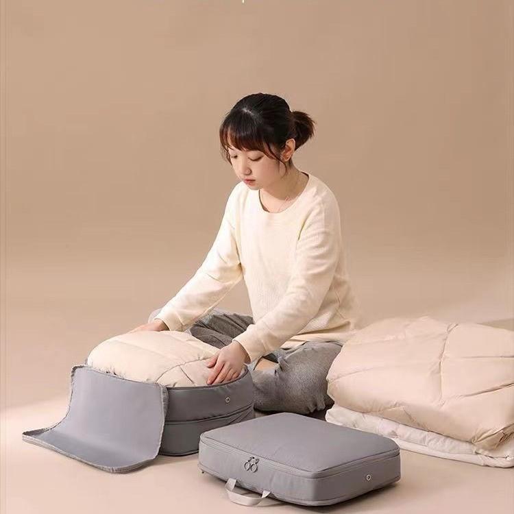 Portable Down Jacket and Quilt Storage Organizer - Dustproof Bag for Home and Travel