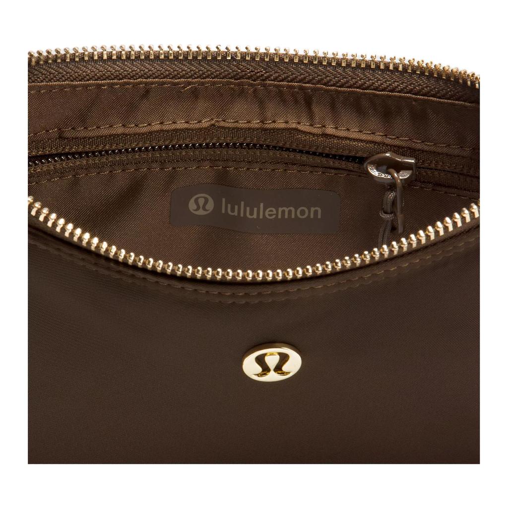Lululemon City Essentials 1L Minimalistische Vielseitige Nylon-Tragetasche Schultertasche Mini Damen-Taschen Walnuss-Crunch Gold LW9FRIS-074345