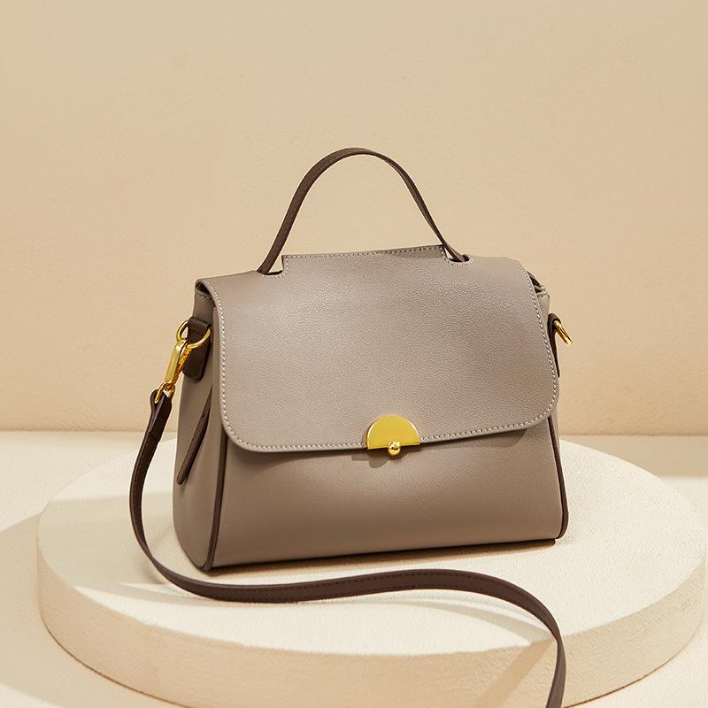 

Mrs. Qiao Bag Autumn Winter New Fashionable Single Shoulder Bag High-end Versatile Crossbody Bag Large Capacity Genuine Leather Women s Bag Long25.5CM. Wide12.5CM. H