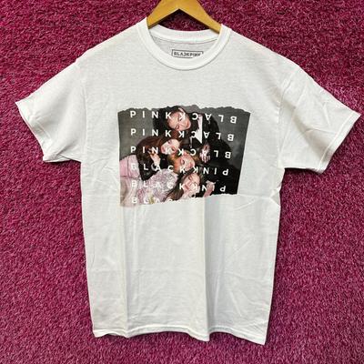 T-shirt Kpop Nero Rosa Shut Down