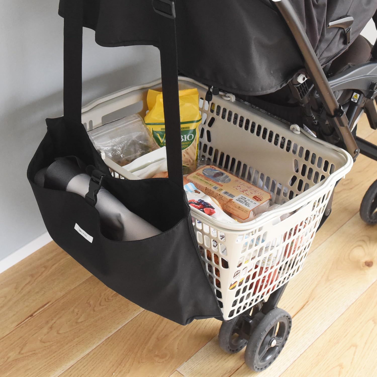 

Официальная подвесная сумка-гамак для коляски Kukka Ja Puu, сумка для хранения багажа для увеличения вместимости Kukka Ja Puu Одна сумка под сиденьем / (Черный, Размер) чёрный